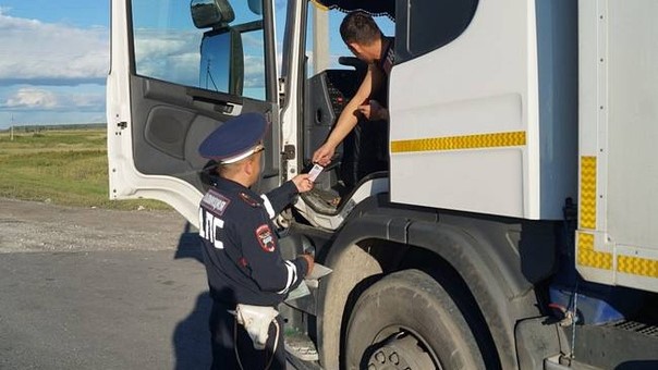 За текущий год на территории Краснодарского края по вине водителей грузового транспорта зарегистрировано 272 ДТП