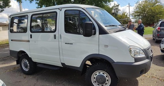 Вручение новых автомобилей муниципалитетам