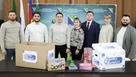 Совет молодых депутатов Южного сельского поселения Крымского района принял участие в партийной акции от Единой России — «Коробка Храбрости»