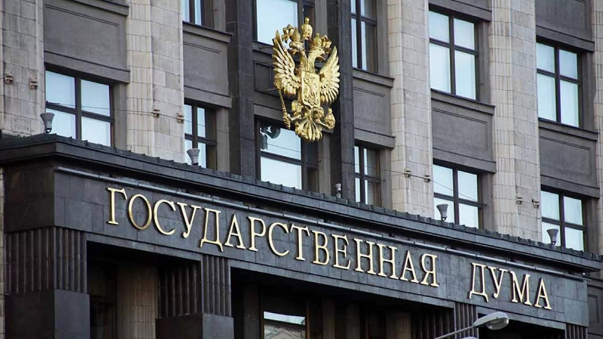 Депутат Госдумы Иван Демченко: Вместе с коллегами внесли в Государственную Думу законопроект о введении в Уголовный кодекс отдельной статьи, устанавливающей ответственность за подделку документов об отсутствии заболеваний, представляющих опасность для окр