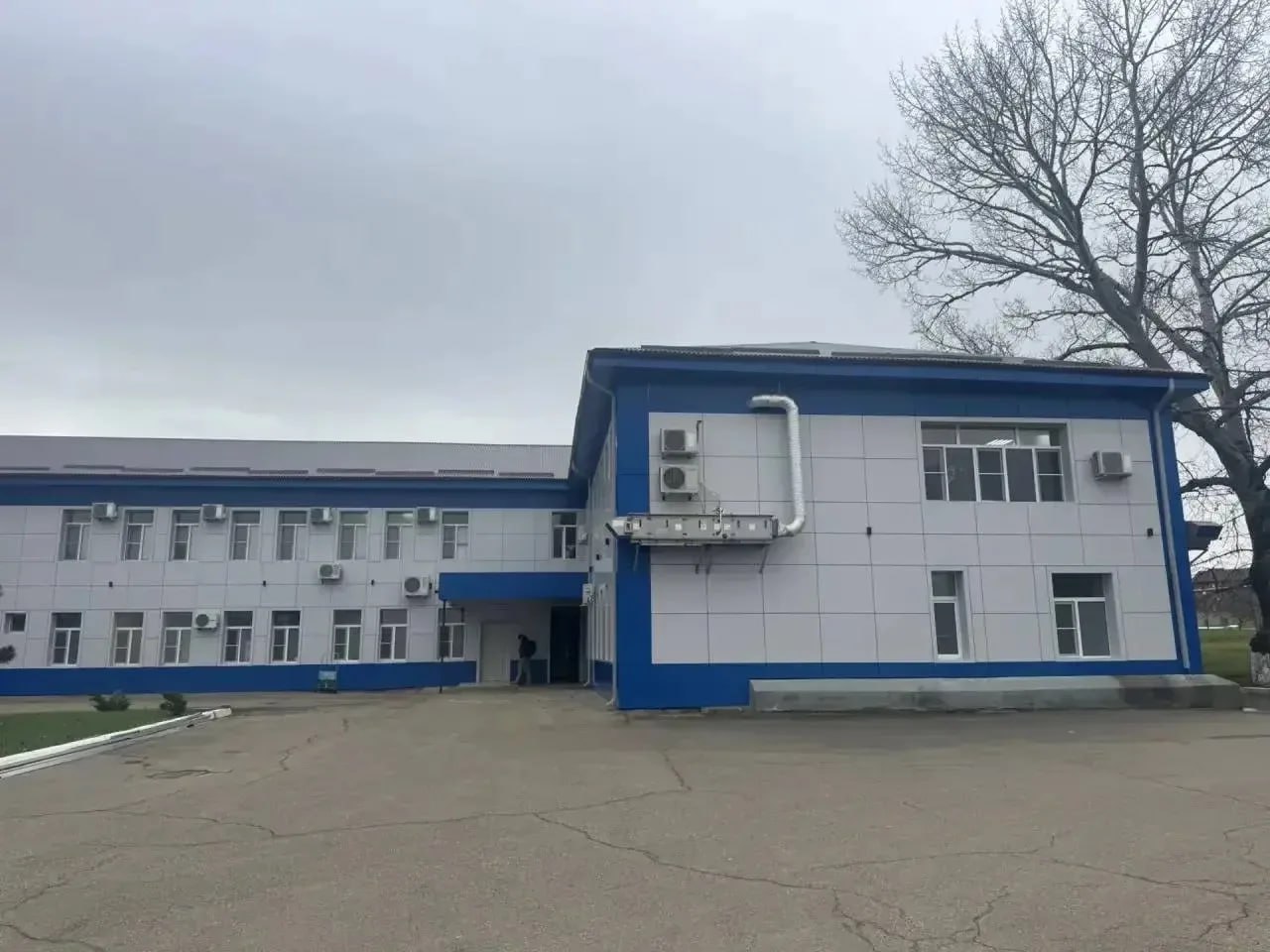 Новые условия для пациентов и сотрудников – в Варениковской больнице выполнен капитальный ремонт реабилитационного и паллиативного отделений.