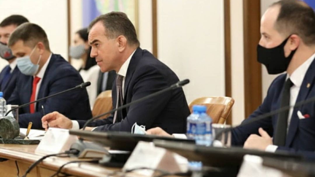 По инициативе Вениамина Кондратьева кубанским тренерам повысят ежемесячные доплаты⠀