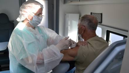 В Краснодарском крае продолжается обязательная вакцинация граждан старше 60 лет