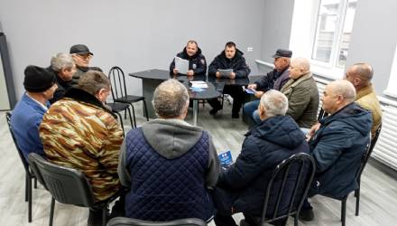 Госавтоинспекторы Крымского района проводят рабочие встречи с водителями автобусов