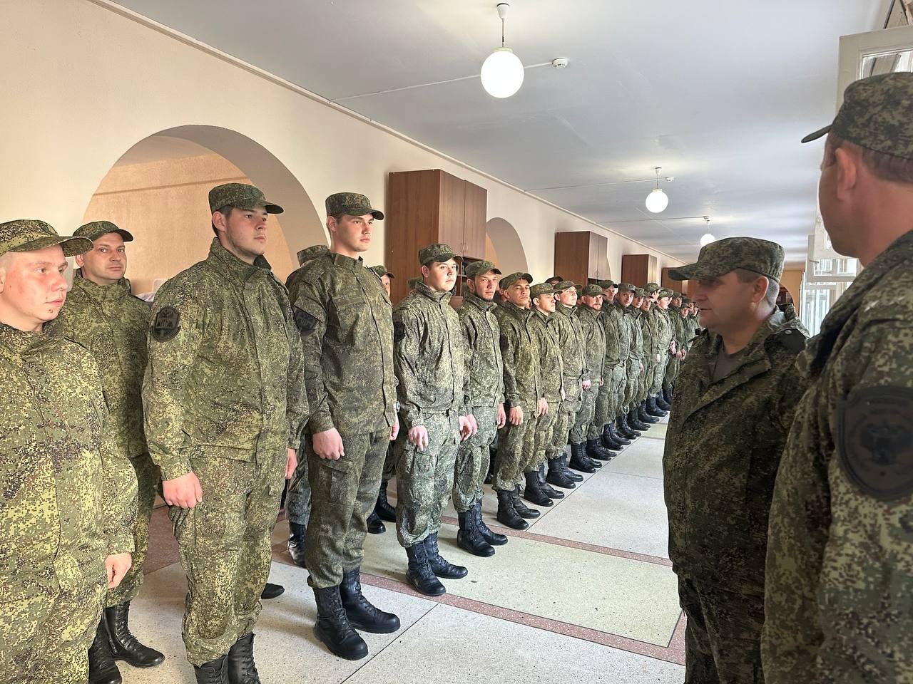 Александр Власов принимает участие в тренировках Парадного расчета Кубанского казачьего войска