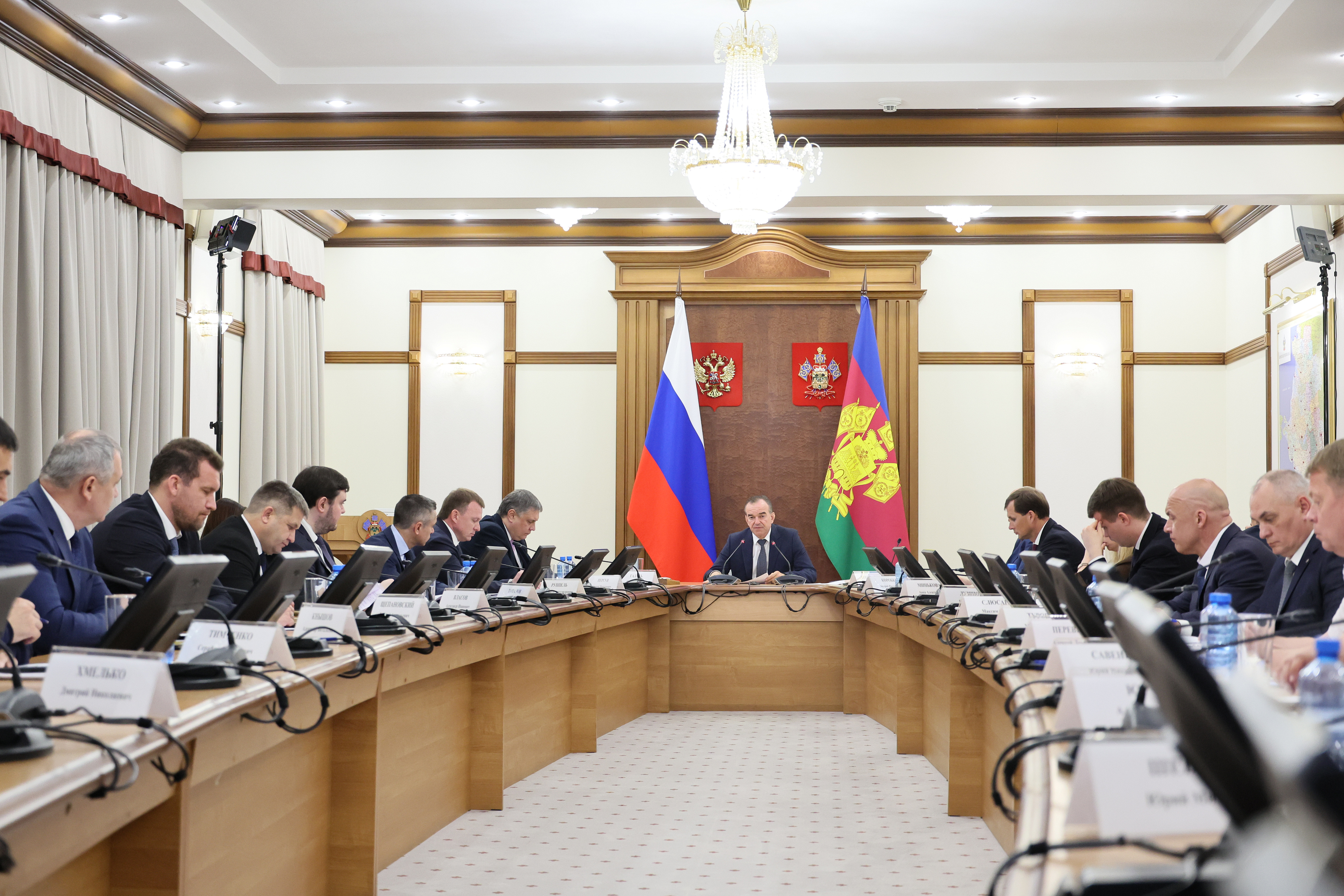 Вениамин Кондратьев поручил завершить три крупных объездных магистрали региона в 2026 году