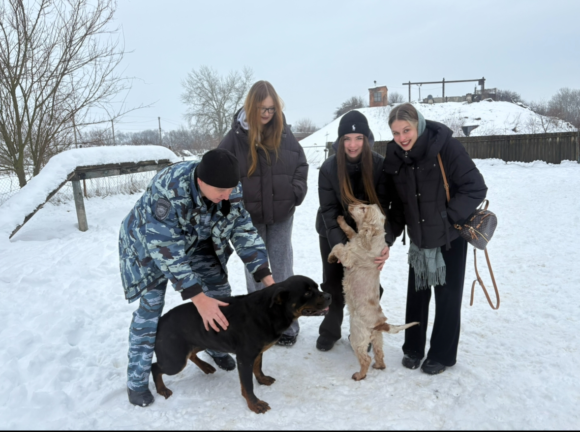 «Студенческий десант»: знакомство с кинологической службой