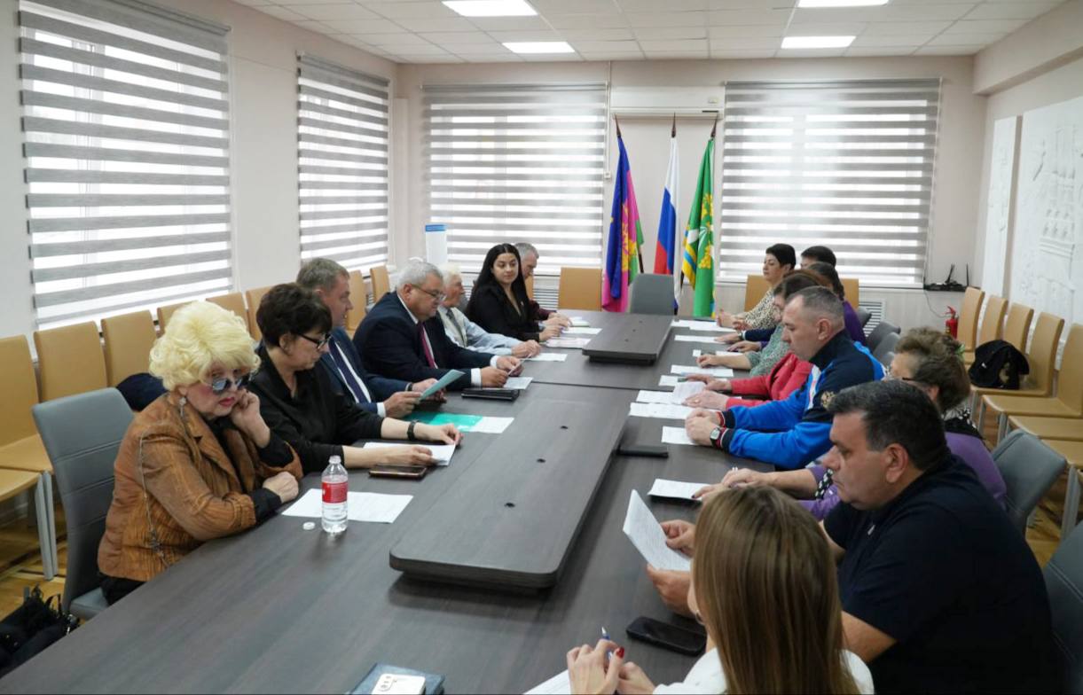 Общественная палата Крымского района выбрала председателя 