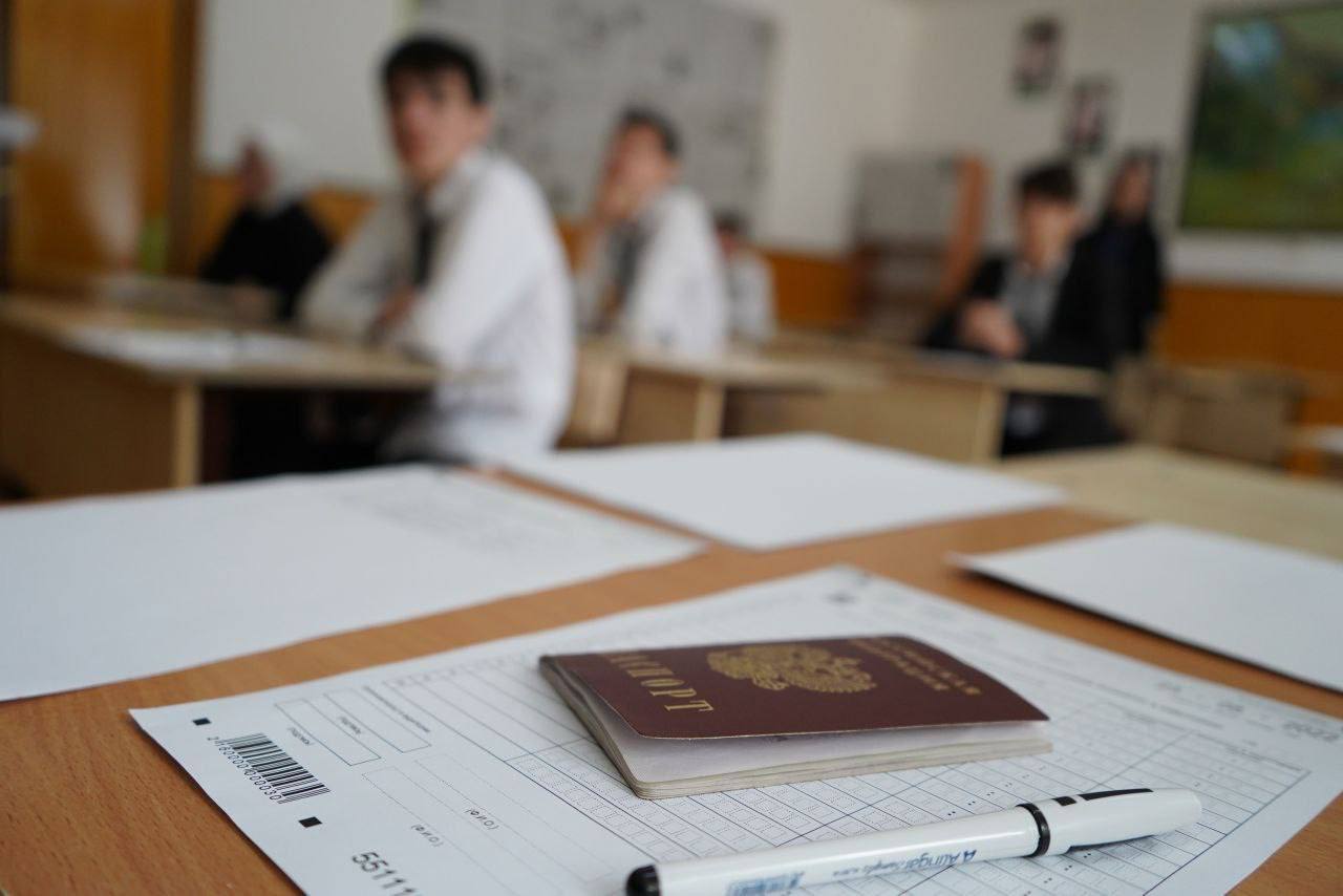 Вениамин Кондратьев пожелал удачи участникам ЕГЭ по русскому языку