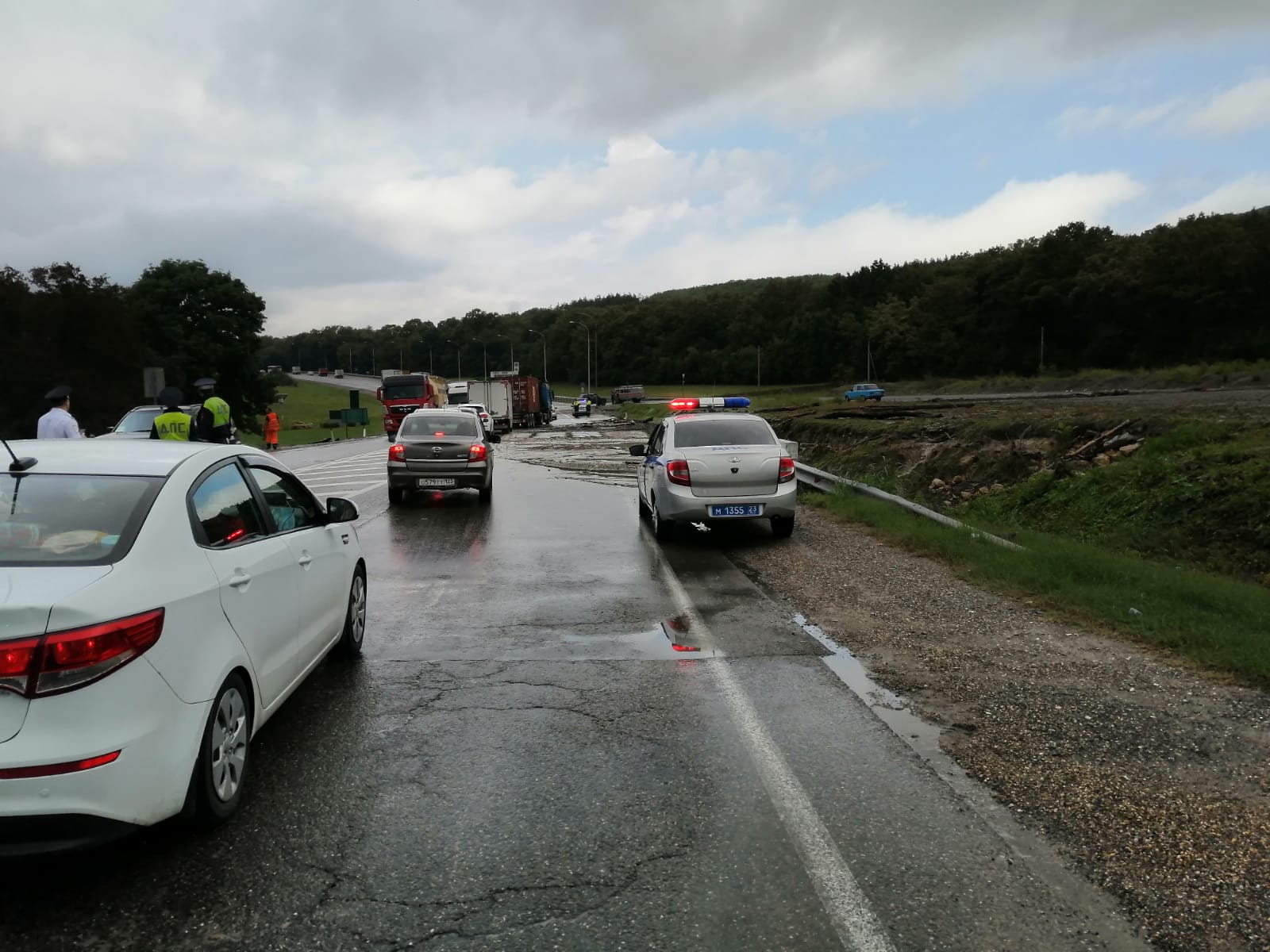 Ограничено движение транспортных средств