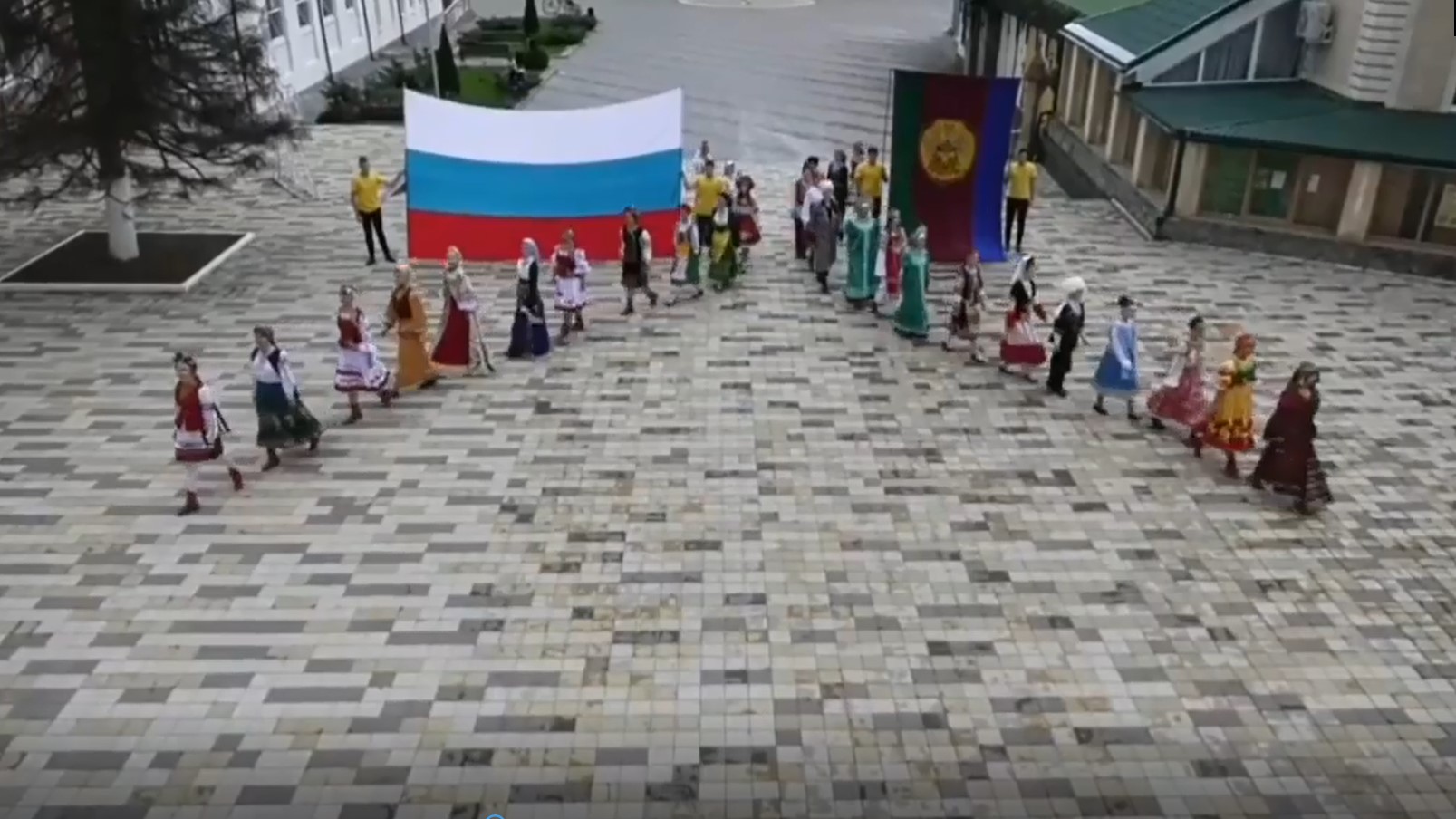 С днем народного единства!