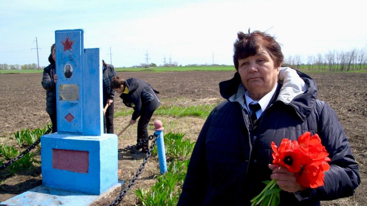 На Первом канале в программе «Доброе утро» вышел сюжет с участием казачки наставницы и членов Крымского отделения Союза казачьей молодежи Кубани, учащихся казачьей школы № 66 имени сотника Е. Горбатко х. Евсеевского Крымского района.