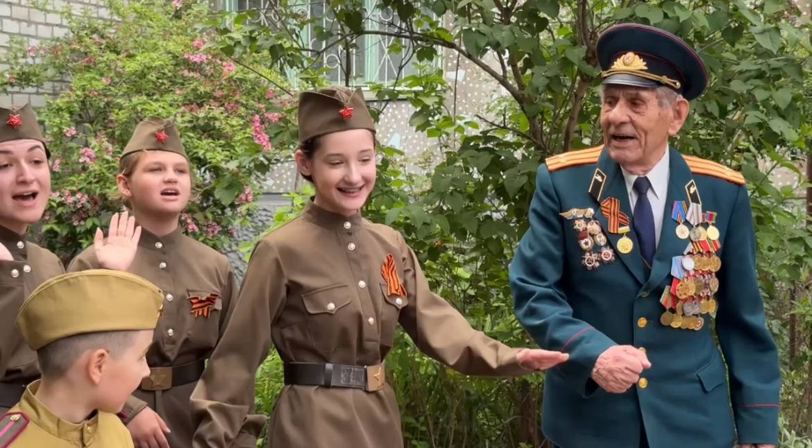 Вениамин Кондратьев: Концерты у домов ветеранов к 9 Мая проведут во всех городах и районах края