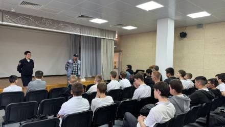 В Крымском районе Госавтоинспекторы и представители мотосообщества призвали подростков беречь свою жизнь 
