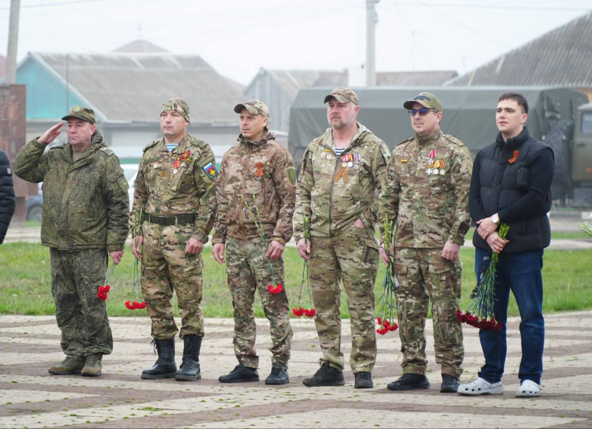 Имя твое неизвестно, подвиг твой бессмертен