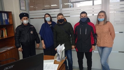 В Крымске полицейские проводят акцию «Студенческий десант»