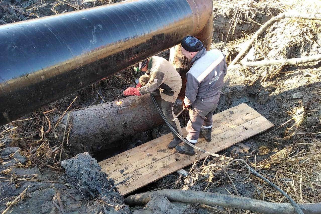 Сайт водоканала новороссийска. Водоканал. Реконструкция сетей деньги. Троицкий групповой водопровод. Строительство водопровода Новороссийск.