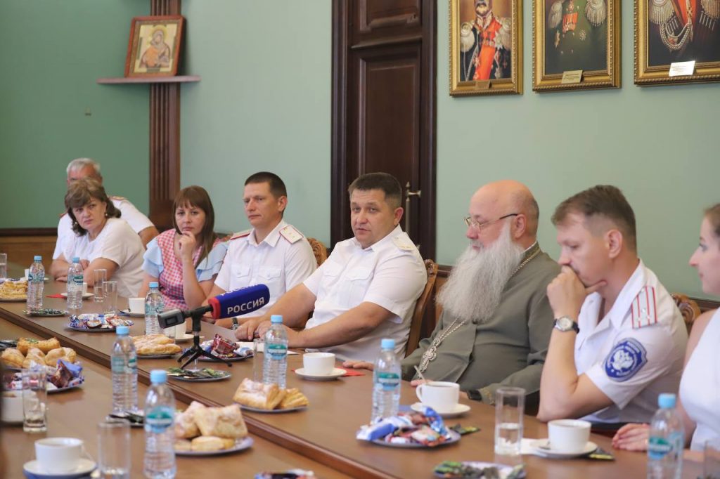 Встреча с клубом молодых семей г. Радужный, посвященная Дню Семьи, Любви и Верности